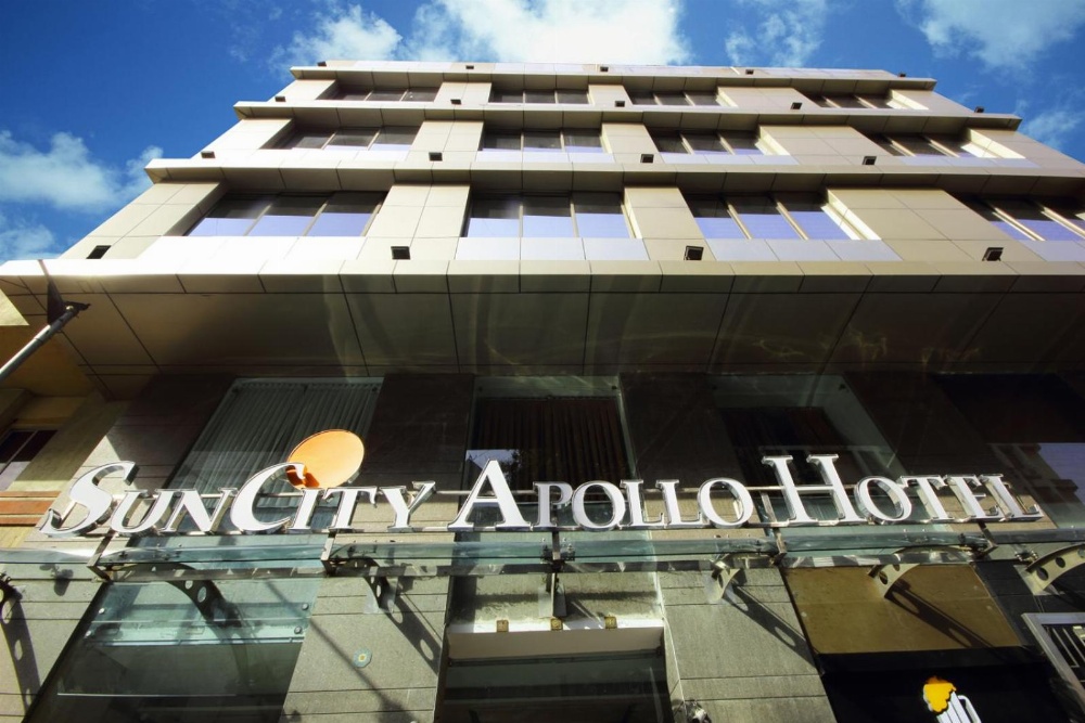 Hotel Suncity Apollo - Gateway Of India Main image