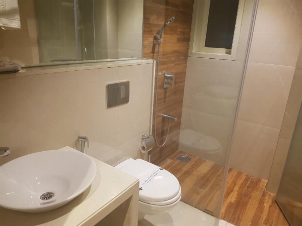 Hotel Suncity Apollo - Gateway Of India image 11